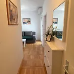 Apartament 5803c *